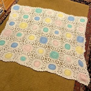 EUC Vintage super soft pastel Afghan throw baby blanket 4ft x 5ft